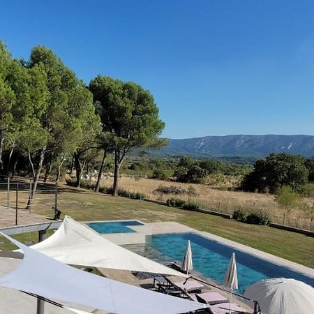 Bed and Breakfast Les Pins Du Luberon Coustellet Exterior foto